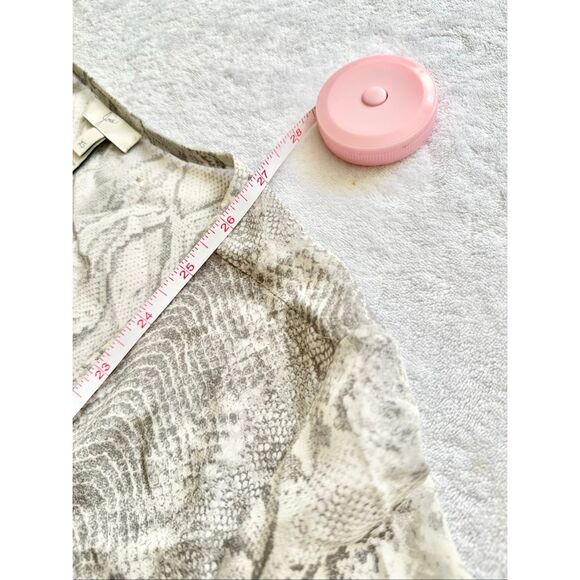 Joie snake print blouse size xs - Picture 8 of 10